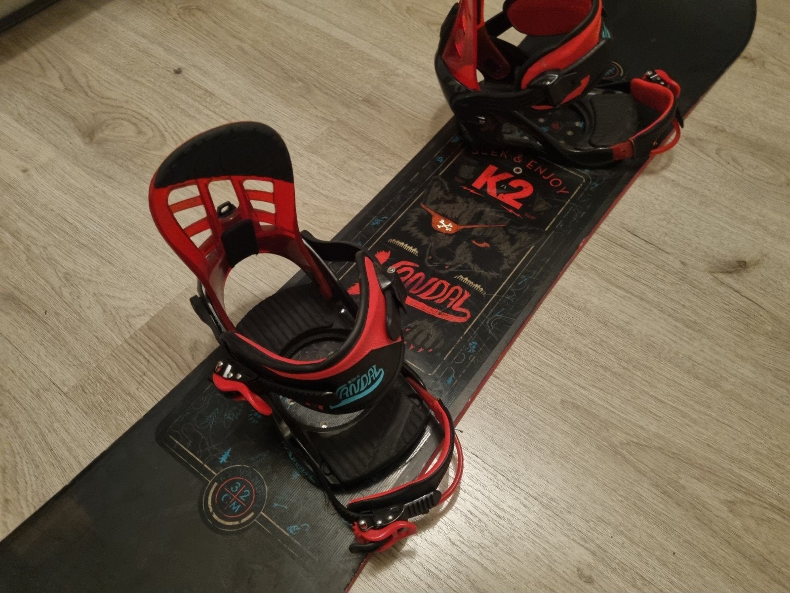 K2 VANDAL 132 snowboard + K2 VANDAL BINDINGEN MAAT MEDIUM, Gebruikt, K2, Board, Ophalen of Verzenden