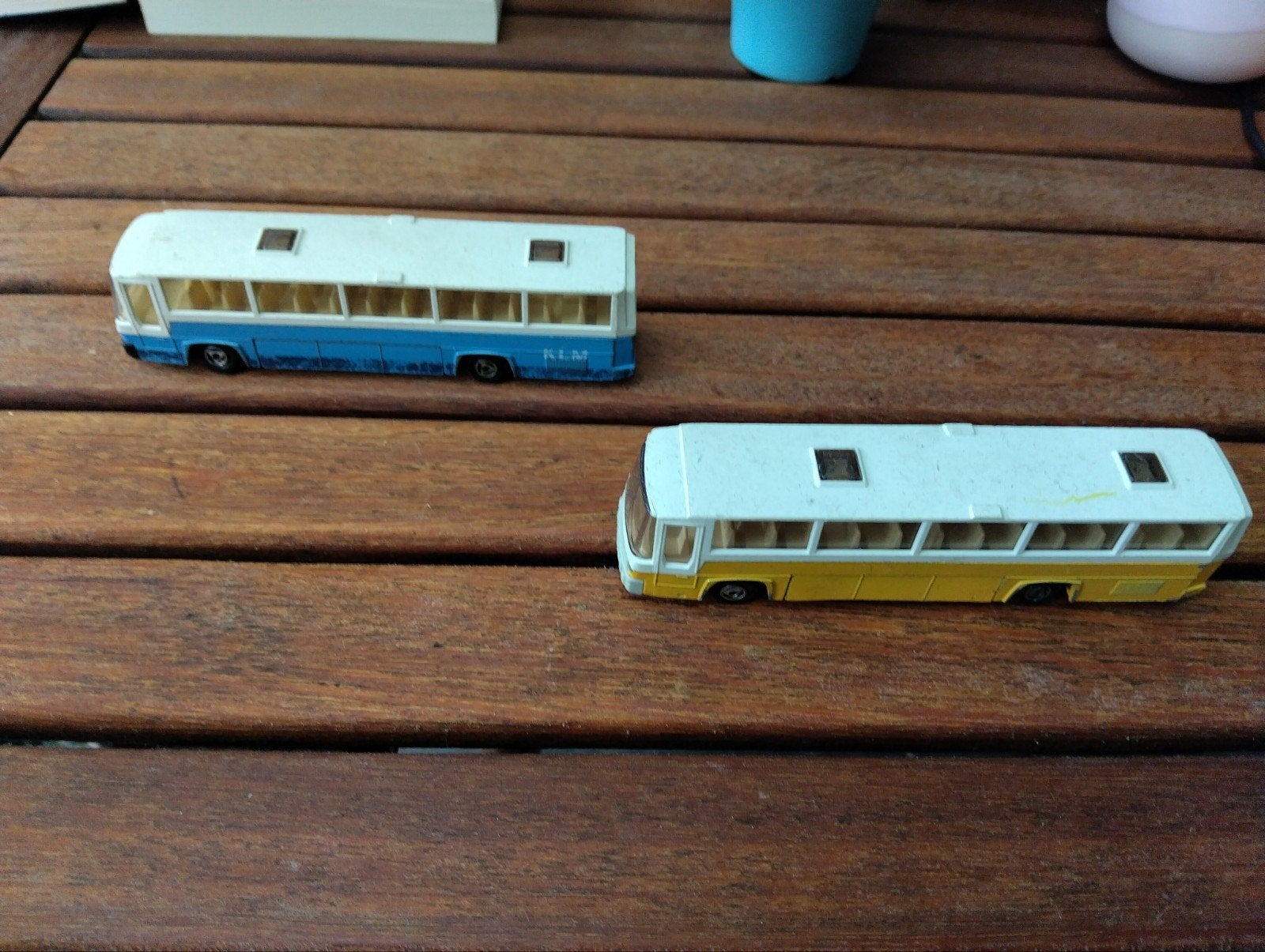 Set van 2 Efsi bussen - KLM en geel, Hobby en Vrije tijd, Ophalen of Verzenden, Gebruikt, Bus of Vrachtwagen