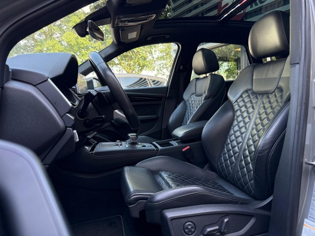 Audi SQ5 3.0 TFSI SQ5 Quattro Pano/trekhaak/b&o/vol leder, Auto's, Automaat, Gebruikt, Euro 6, 2995 cc
