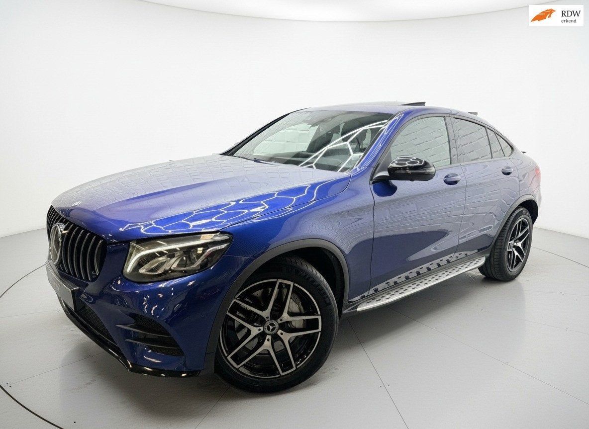 Mercedes-Benz GLC-klasse Coupé 250 4MATIC AMG NIGHT 360, Auto's, Automaat, Gebruikt, 4 cilinders, Automatische klimaatregeling