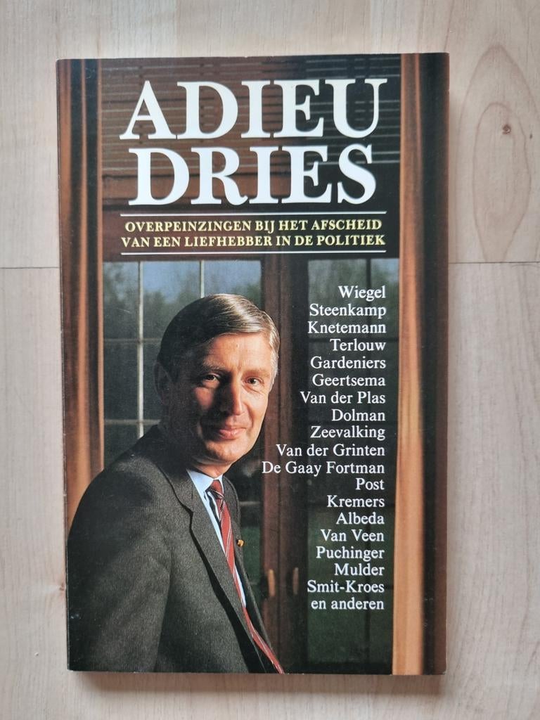 Adieu Dries, Boeken, Ophalen of Verzenden, Gelezen, Politiek