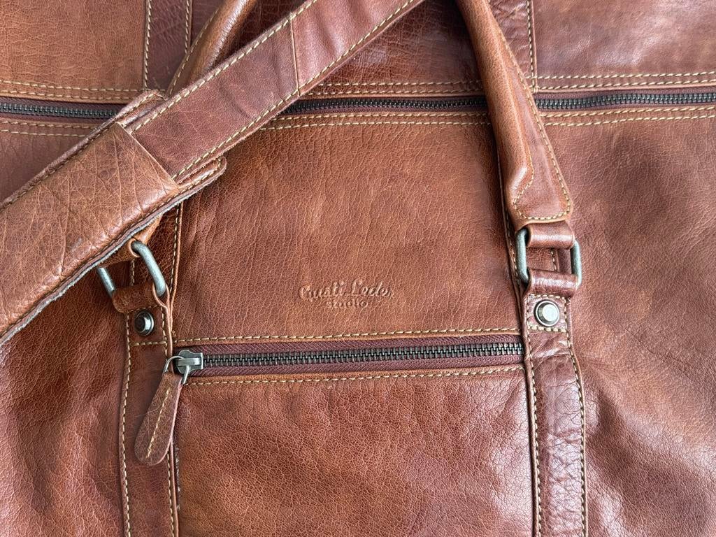 Gusti Lederen Tas - Zo goed als nieuw, Ophalen, 40 tot 60 cm, 30 cm of meer, Bruin