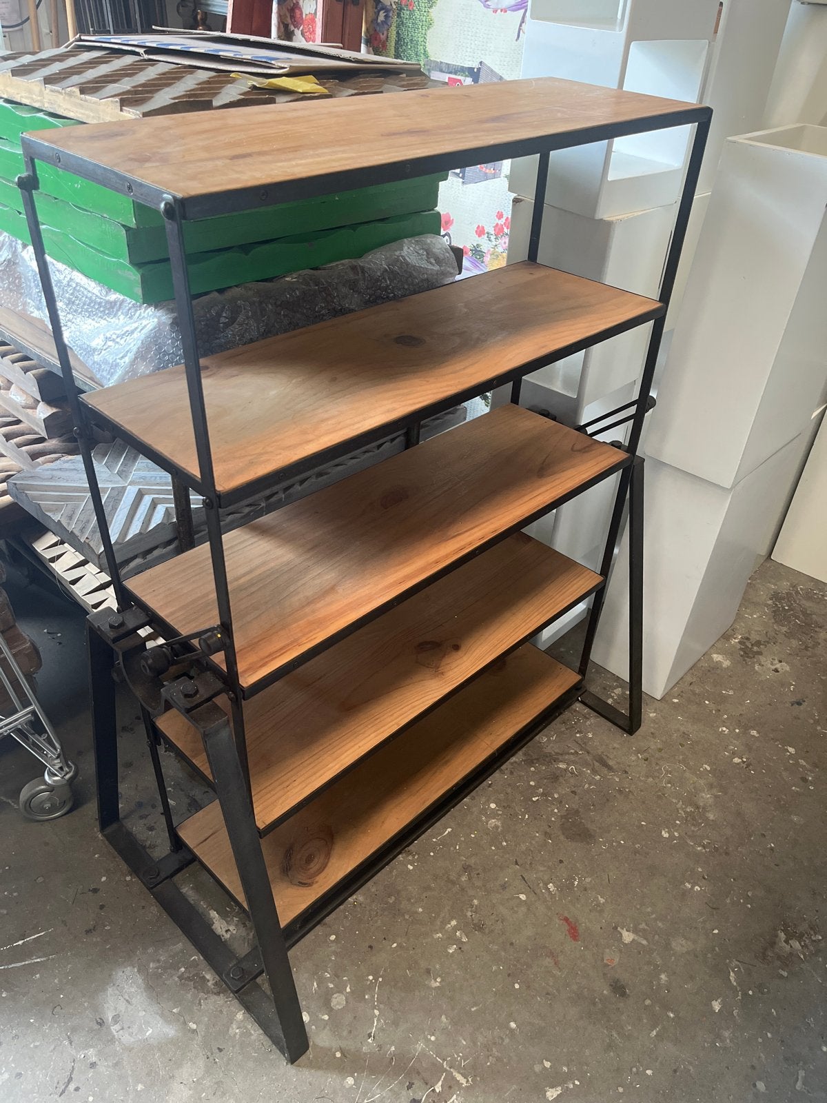 Industriële Kast - Verstelbaar tot Rechte Tafel, Ophalen, Gebruikt