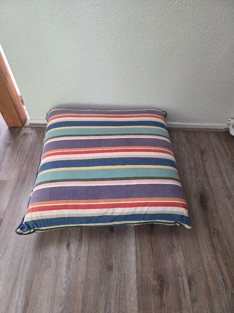 Groot woonkussen / zitkussen voor op de grond, 62x62 cm -2st, Ophalen, Wasbaar, Meerkleurig, Vierkant
