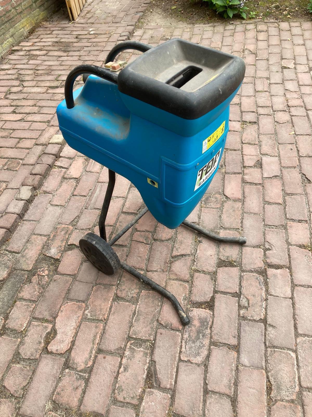 Hakselaar/Takkenkneuzer ( Topgarden), Ophalen, Zo goed als nieuw