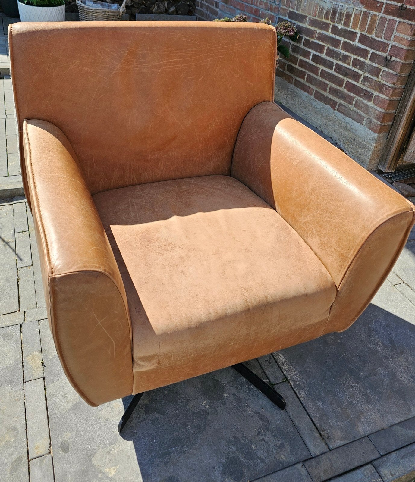 Montel Draai fauteuil/stoel Juchtleder - 83x80x85 cm, Ophalen, Gebruikt, 75 tot 100 cm, Leer