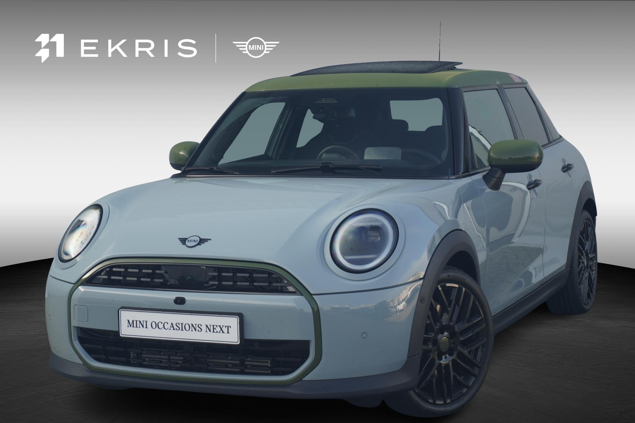 MINI 5-Deurs Cooper C Paul Smith Edition | Pakket L | Harman, Gebruikt, 156 pk, Met garantie (alle), Leder en Stof