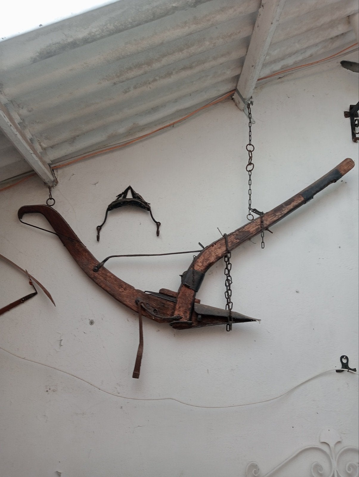 Antieke houten ploeg - Decoratief landbouwwerktuig, Ophalen