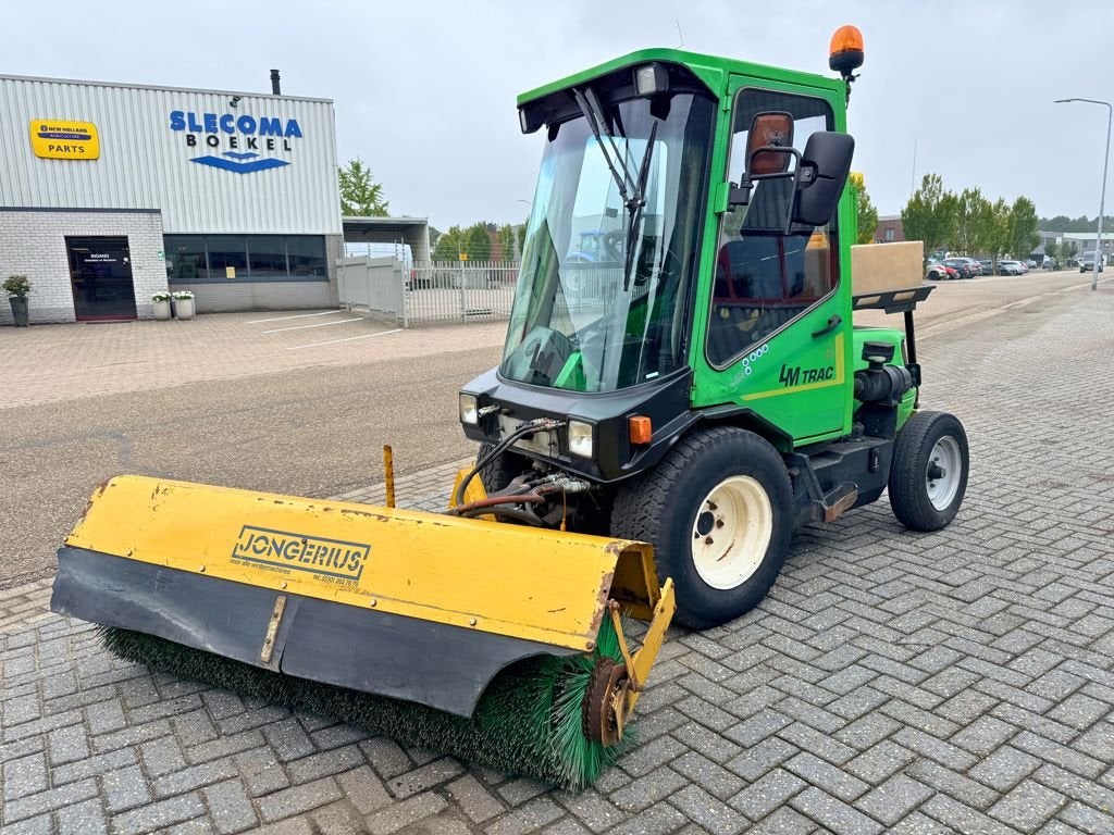 LM Trac 285 Veegmachine