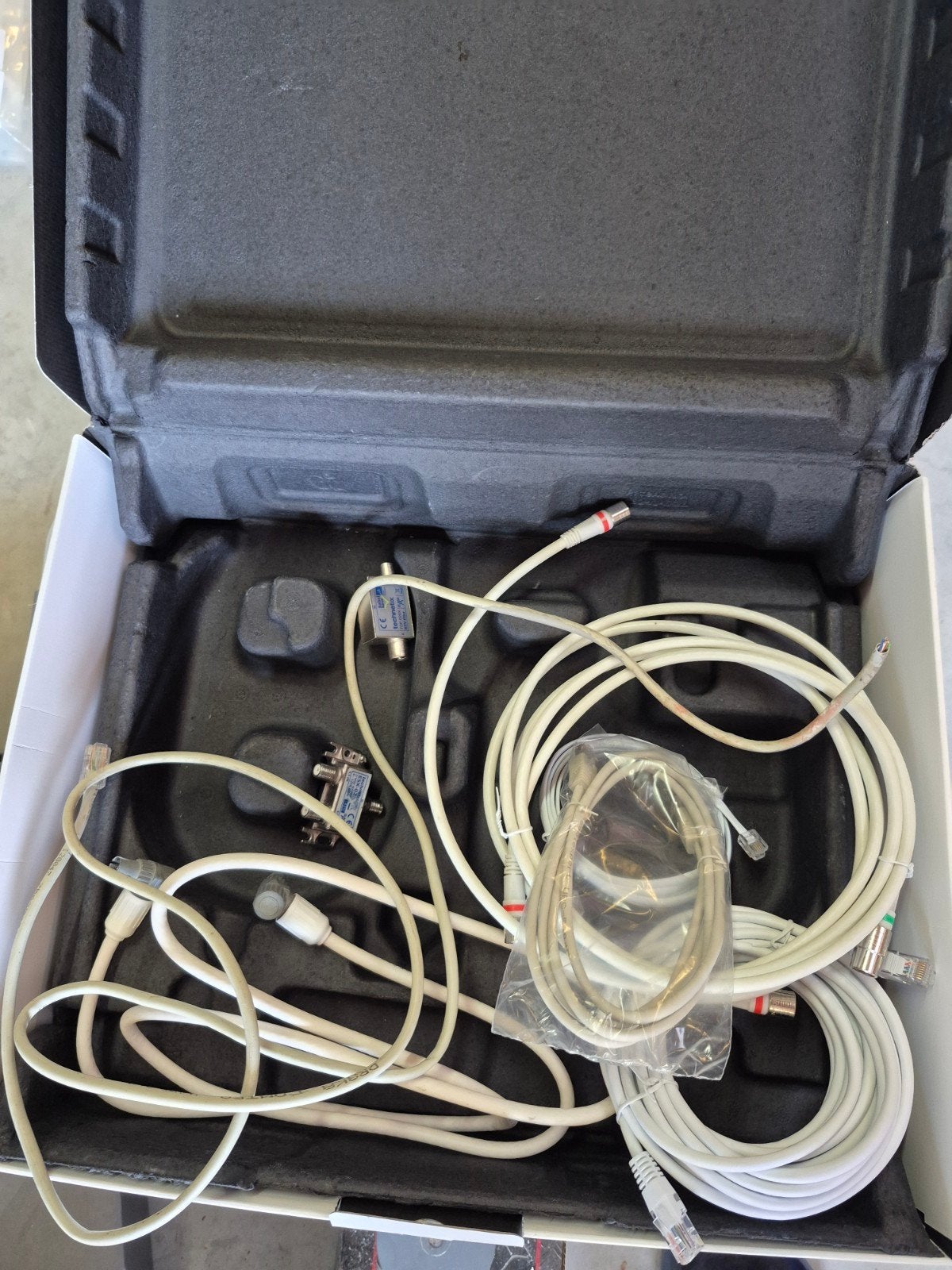 Splitters, internet- en COAX kabels, Audio, Tv en Foto, Audiokabels en Televisiekabels, Ophalen of Verzenden, Nieuw, 5 tot 10 meter