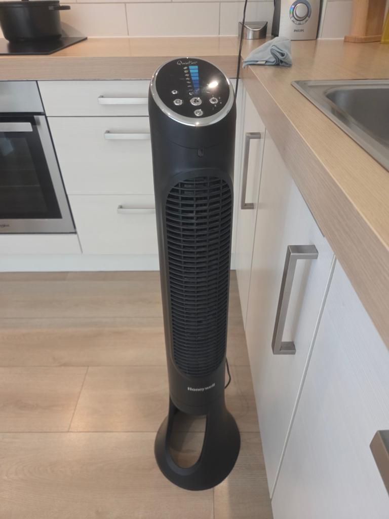 Ventilator toren fluisterstil, Ophalen of Verzenden, Zo goed als nieuw, Torenventilator