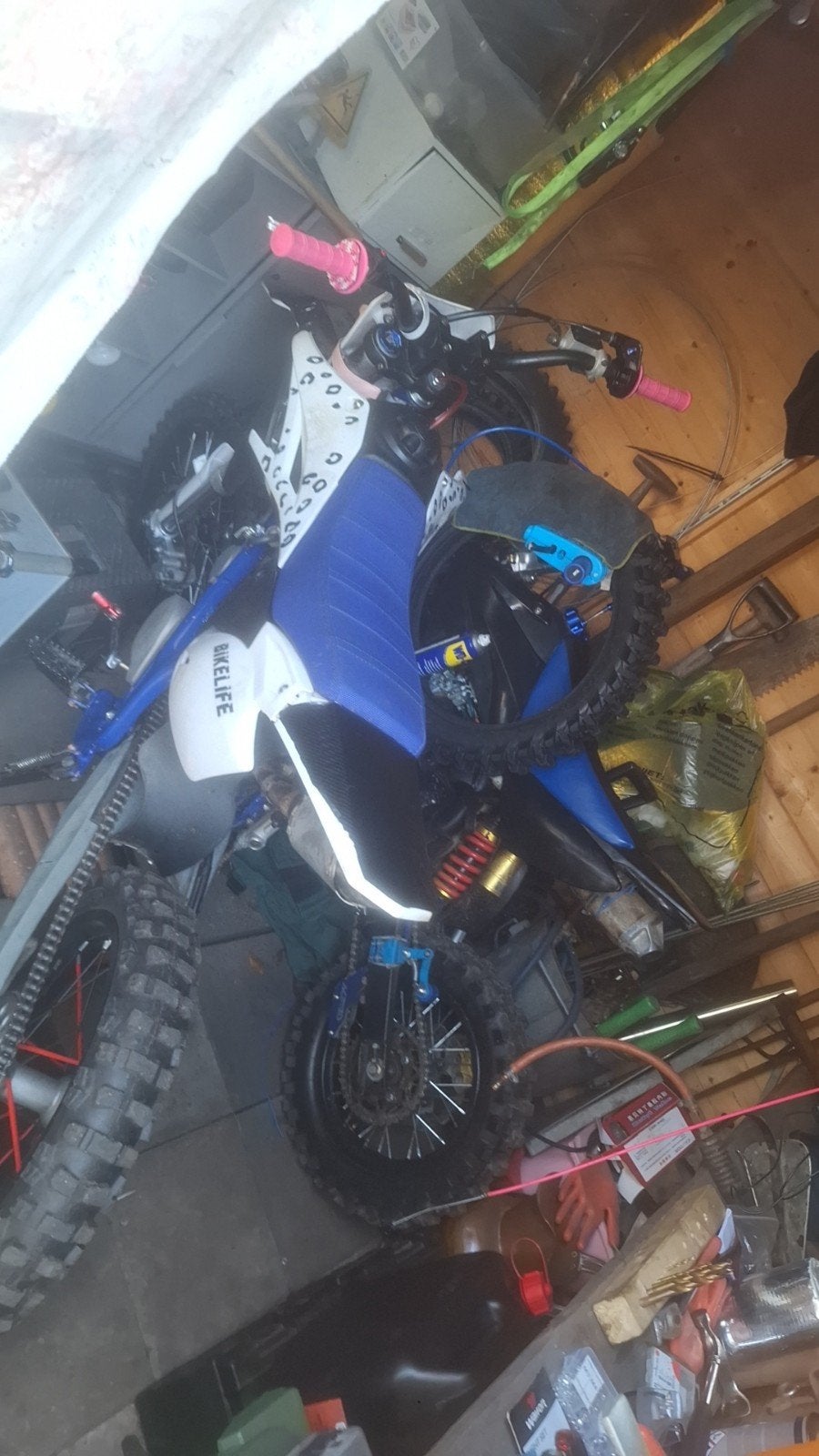 voor 399;-

project motor ZONDER 123!!!, Fietsen en Brommers, Brommers | Crossbrommers, 125 cc, Zo goed als nieuw, 4 versnellingen