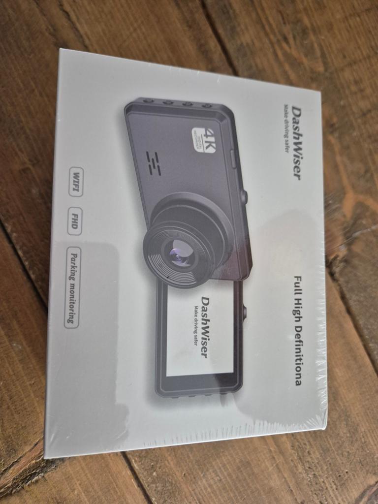 NieuweDashWiser 4K FHD Dashcam met WiFi en Parkeermonitoring, Ophalen