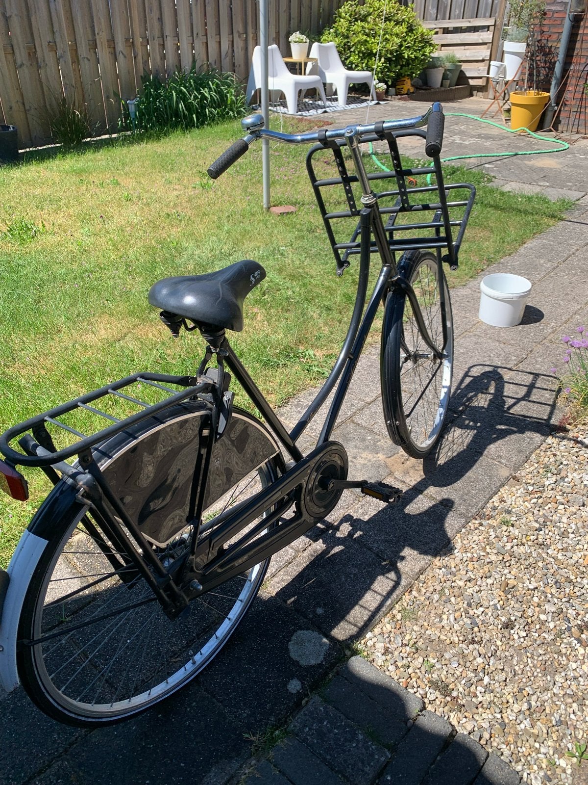Omafiets met draagrek - Opknapper (verlichting en banden), Ophalen, Gebruikt, Terugtraprem