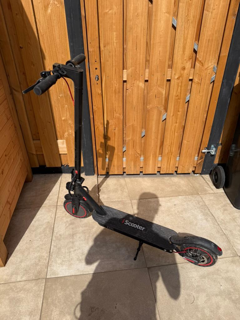 Elektrische step., Fietsen en Brommers, Steps, Ophalen, Zo goed als nieuw, Elektrische step (E-scooter)