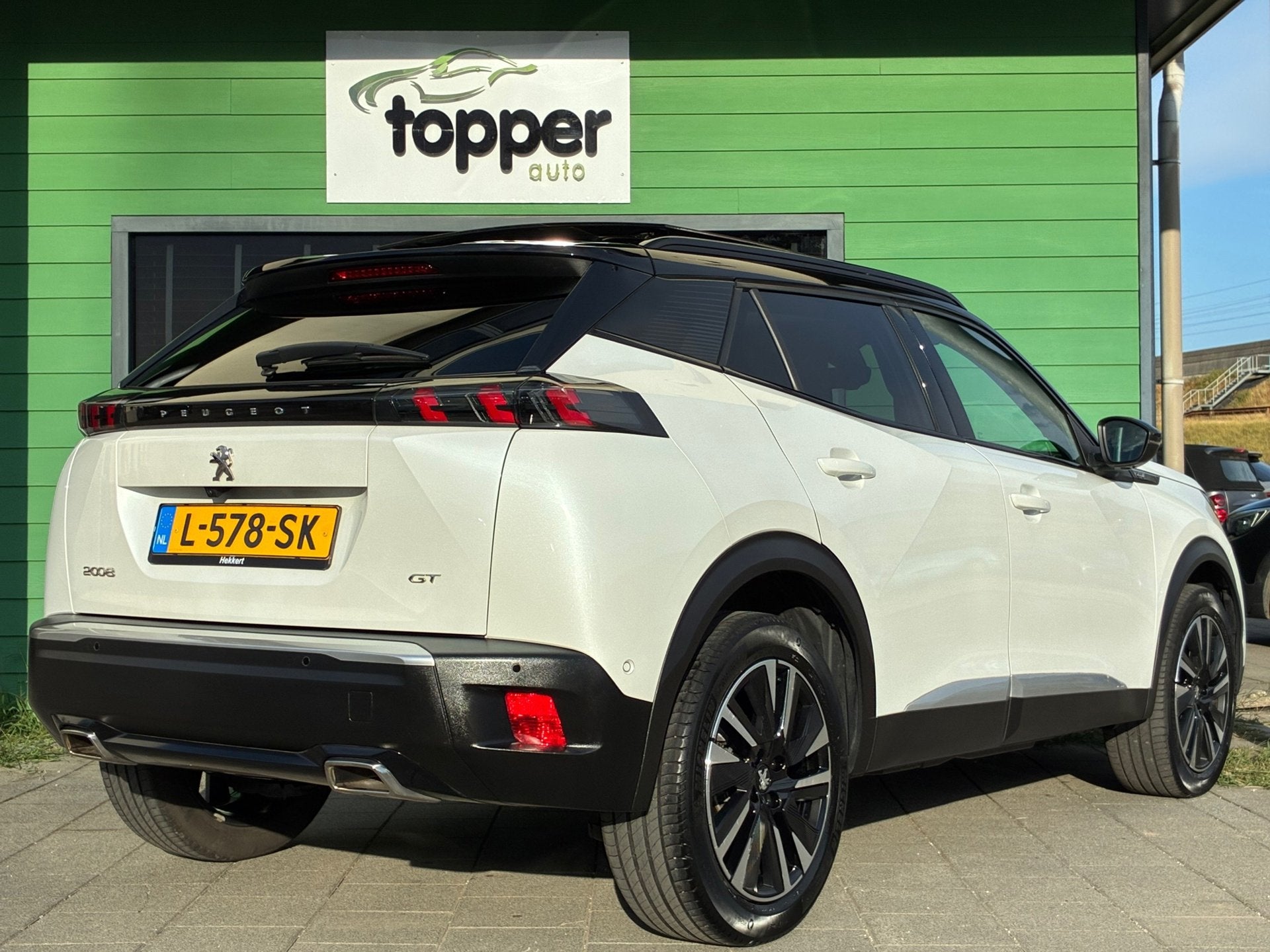 Peugeot 2008 1.2 PureTech GT |2e Eigenaar|Automaat|D-riem v., Gebruikt, Euro 6, 1199 cc, Wit