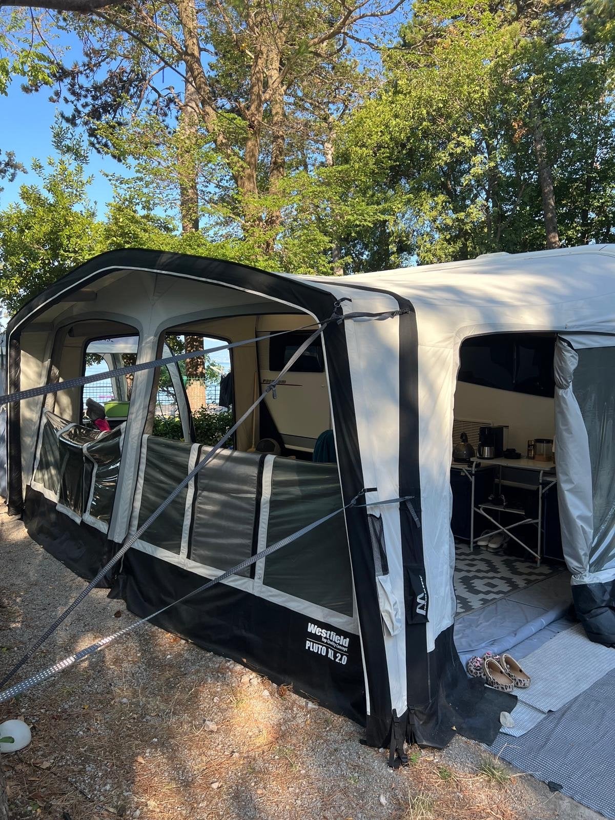 Westfield Pluto XL 2.0 voortent - 495 hobbyzo goed als nieuw, Ophalen, Zo goed als nieuw, Tot en met 4
