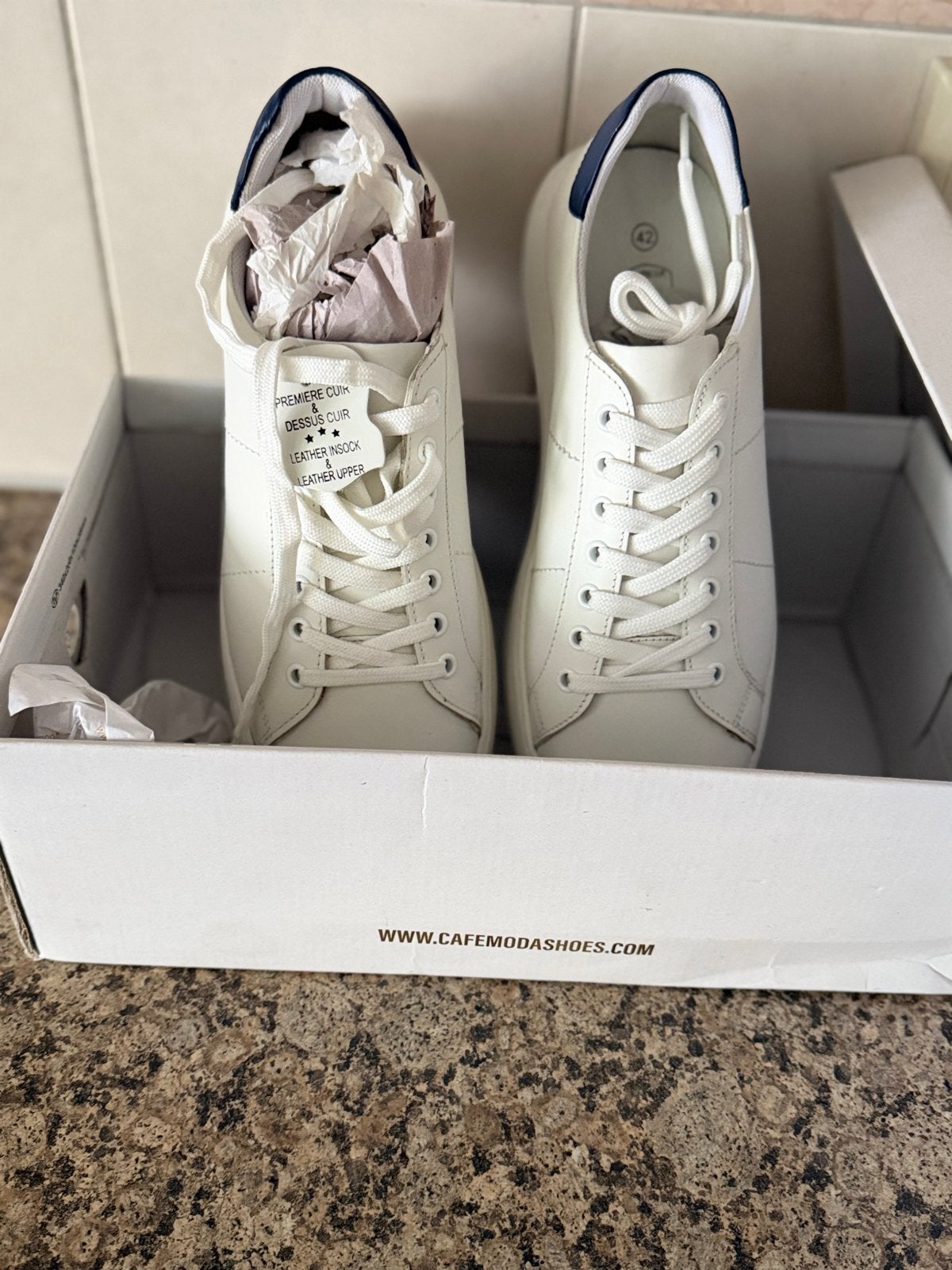 Nieuwe Cafe Moda Leren Sneakers - Maat 42, Ophalen of Verzenden, Nieuw, Wit, Sneakers of Gympen