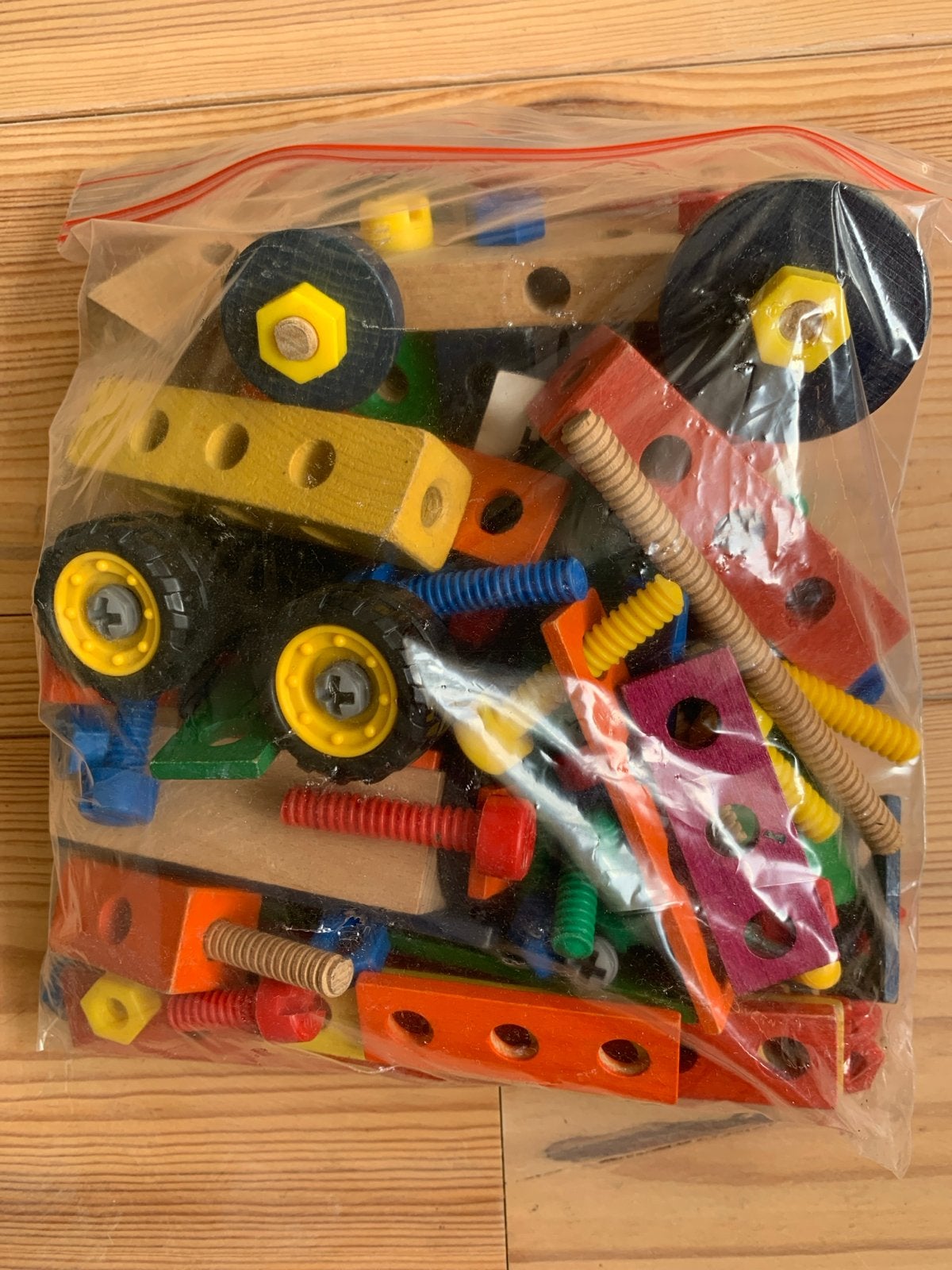 Zak met Sio montage bouwmaterialen, inclusief boekje, Kinderen en Baby's, Speelgoed | Bouwstenen, Ophalen of Verzenden, Gebruikt