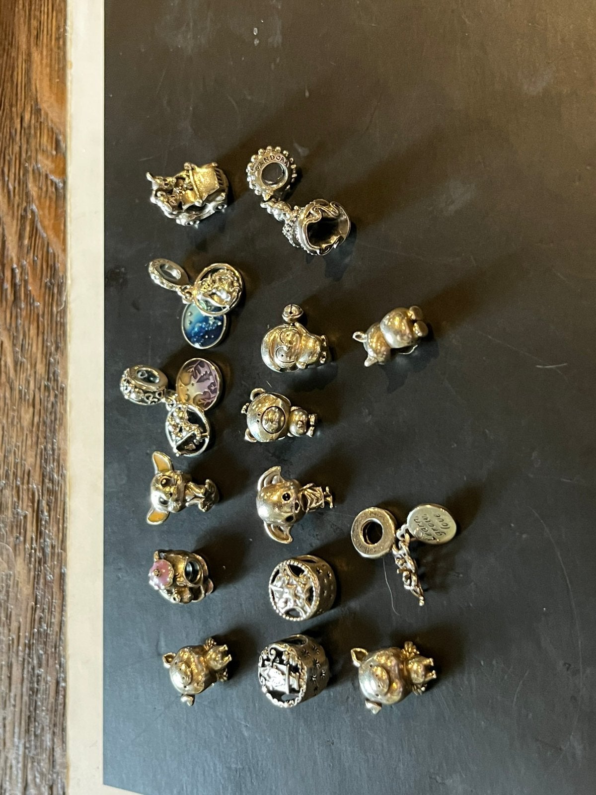 Pandora Disney bedels., Pandora, Ophalen of Verzenden, Zo goed als nieuw, 4 bedels of meer