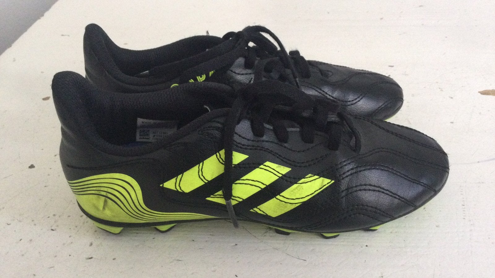 Adidas voetbal schoenen maat 34, nette staat, Adidas, Gebruikt, Schoenen, Ophalen of Verzenden