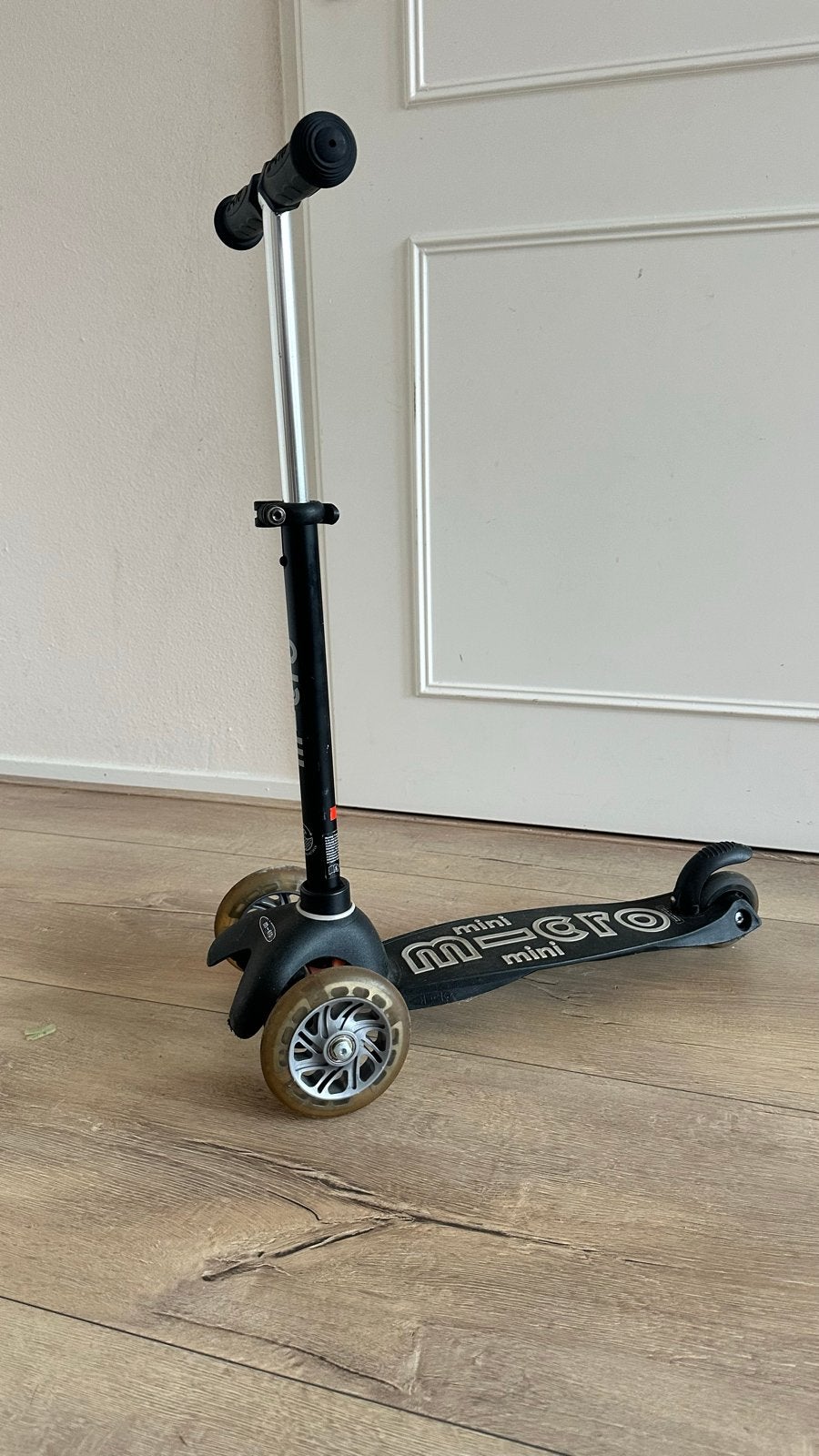 Micro Mini Step met LED wielen, Fietsen en Brommers, Ophalen, Gebruikt, Gewone step