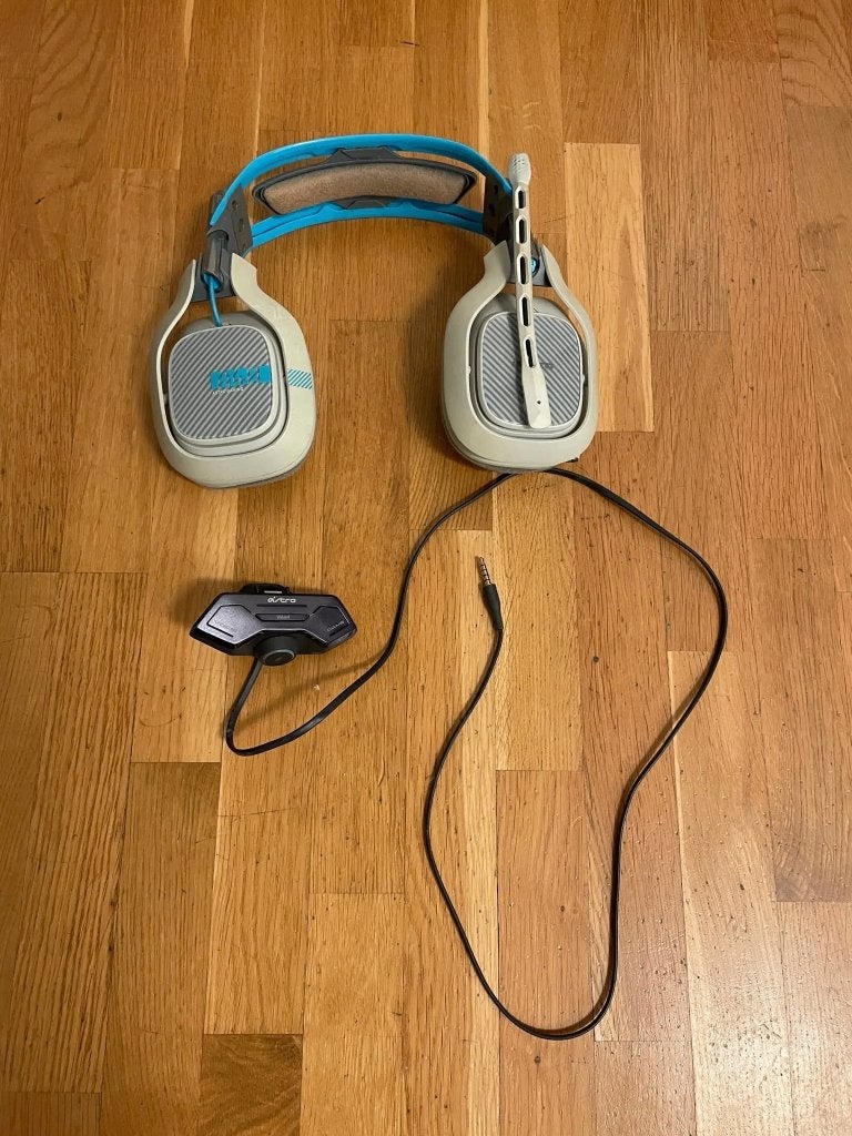 ASTRO Gaming A40 TR Headset - DEFECT, Computers en Software, Ophalen of Verzenden