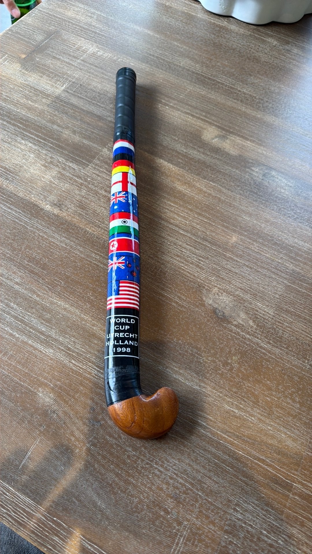 Unieke WK 1998 gedenk-hockeystick, Sport en Fitness, Hockey, Ophalen of Verzenden, Zo goed als nieuw, Stick