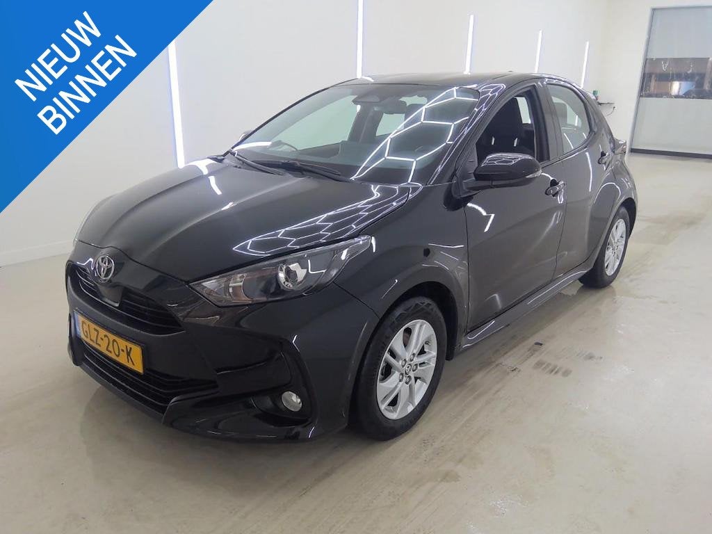 TOYOTA YARIS 1.5 HYBRID 115 ACTIVE I AUTOMAAT I APPLE CARPLA, Auto's, Gebruikt, Met garantie (alle), Zwart, Bedrijf