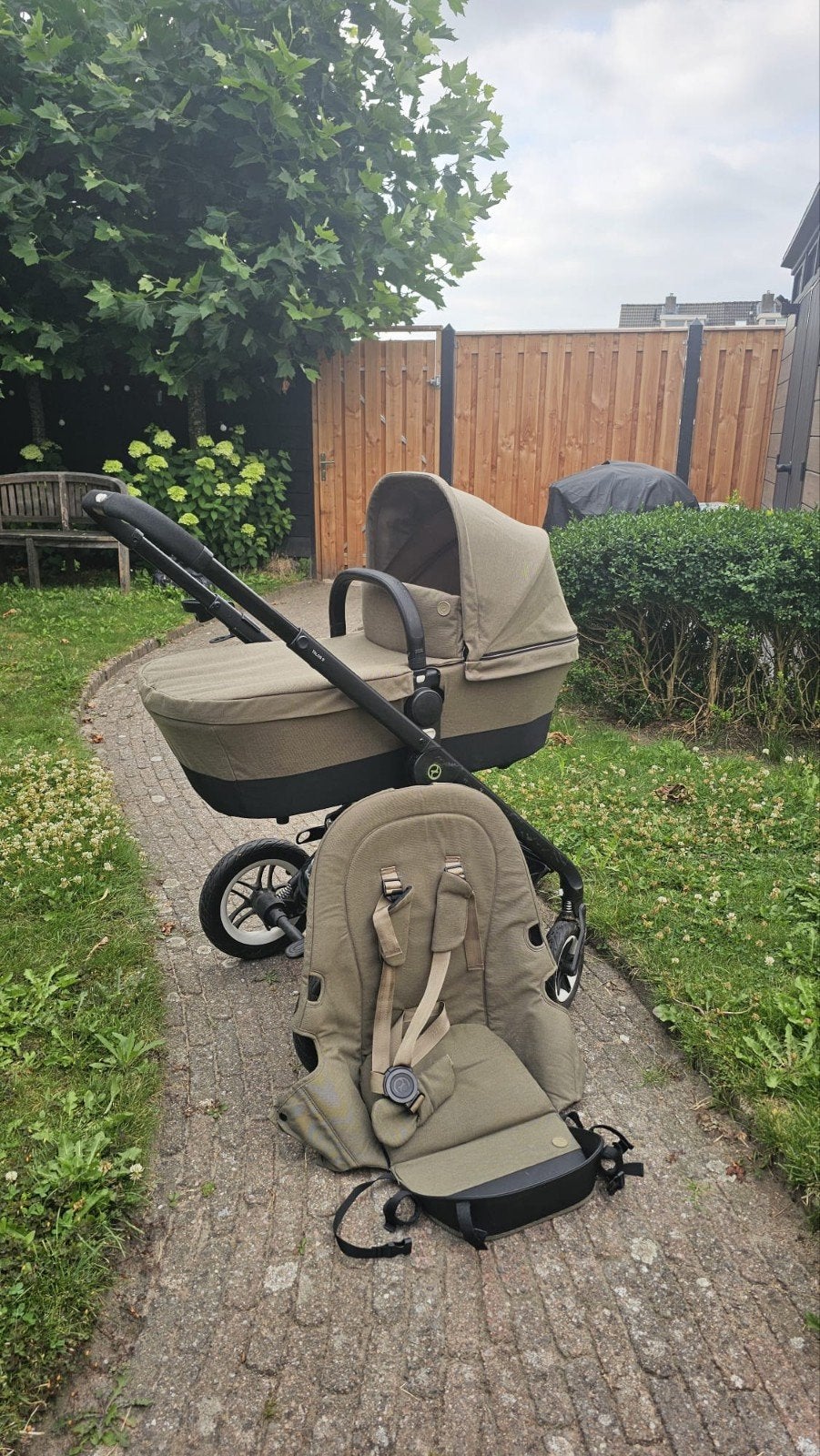 Kinderwagen ,weegschaal,luieremmer,blokken,wipstoel, Kinderen en Baby's, Ophalen, Overige merken