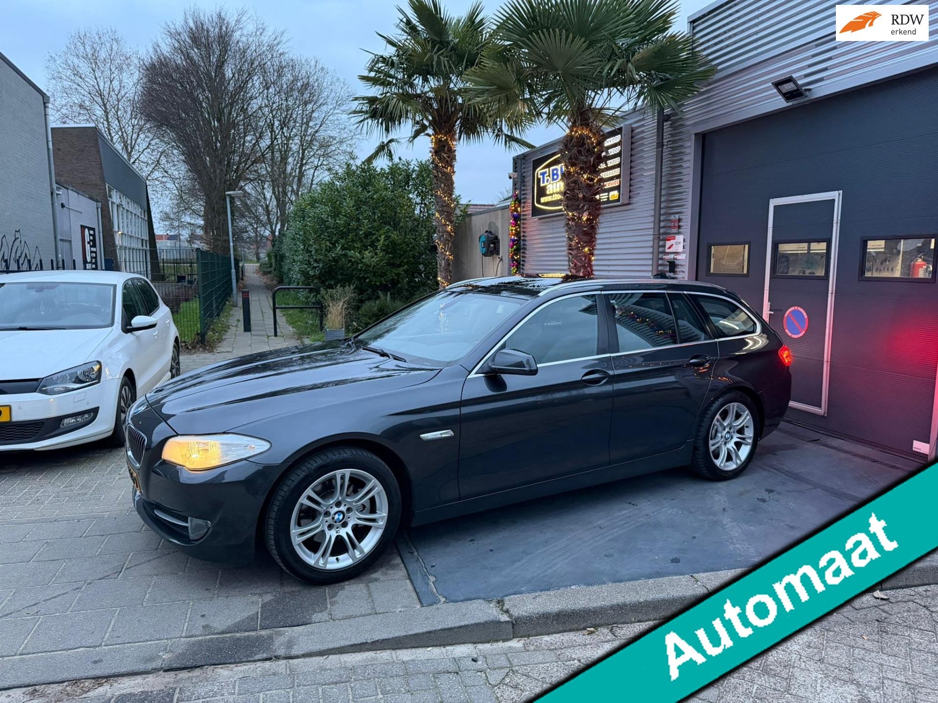 BMW 5-serie Touring 523i Executive AIRCO Pano Dak, Auto's, BMW, Euro 5, Achterwielaandrijving, Gebruikt, 2996 cc