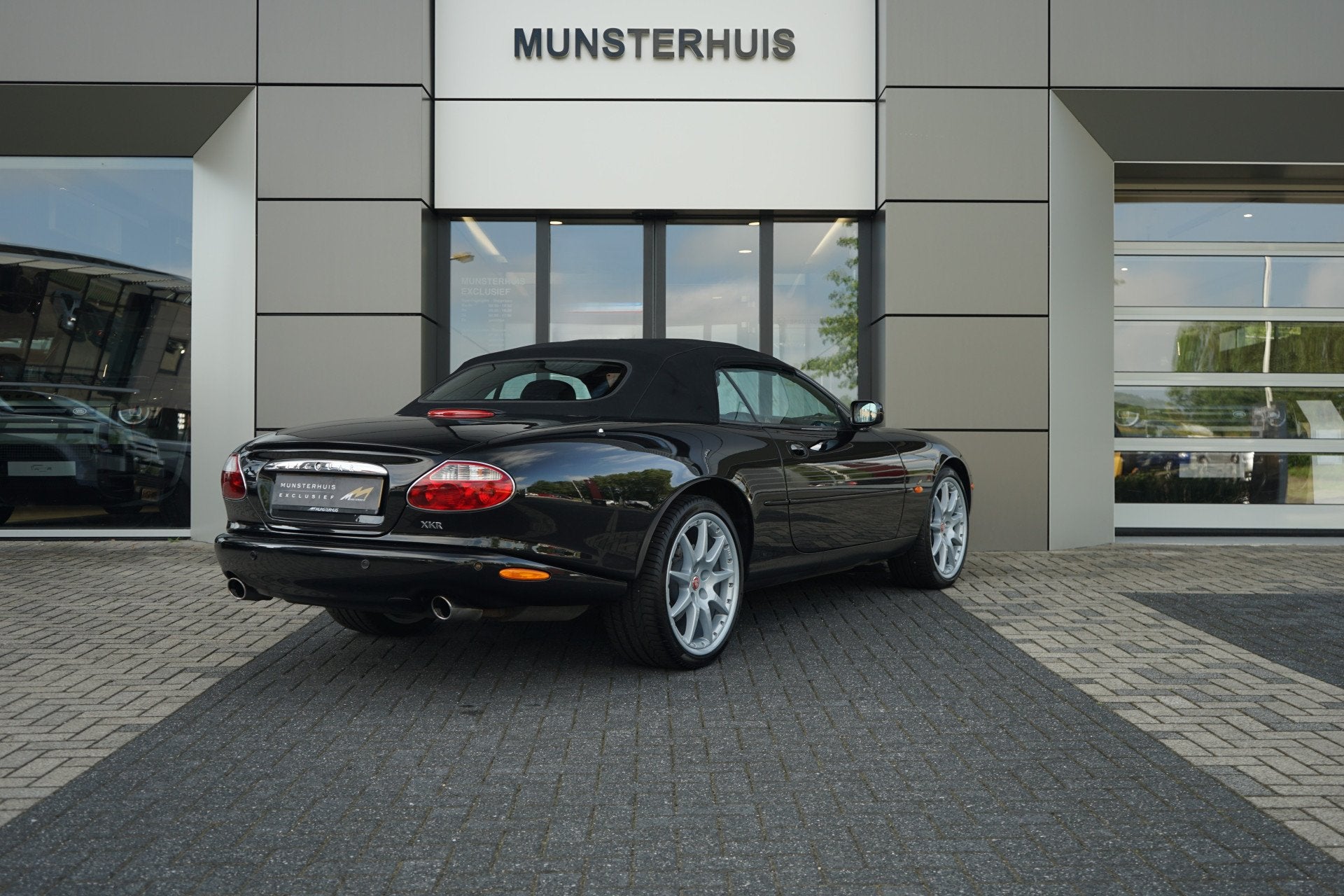 Jaguar XKR 4.0 V8 Convertible | Verwarmde voorstoelen | Crui, Auto's, Jaguar, 12 maanden, Achterwielaandrijving, Gebruikt, 4 stoelen