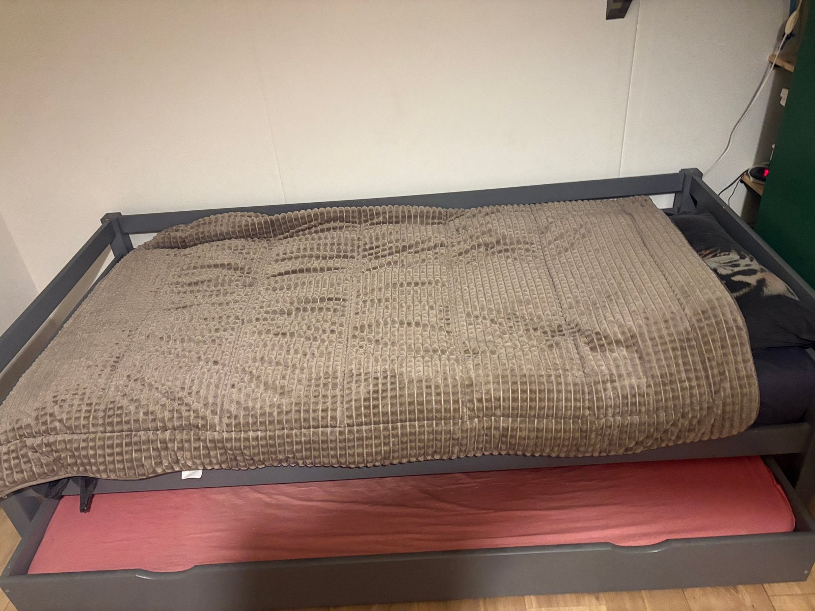 Eenpersoonsbed 90x200 met onderschuifbed op wieltjes, Ophalen, Gebruikt, 90 cm, Eenpersoons