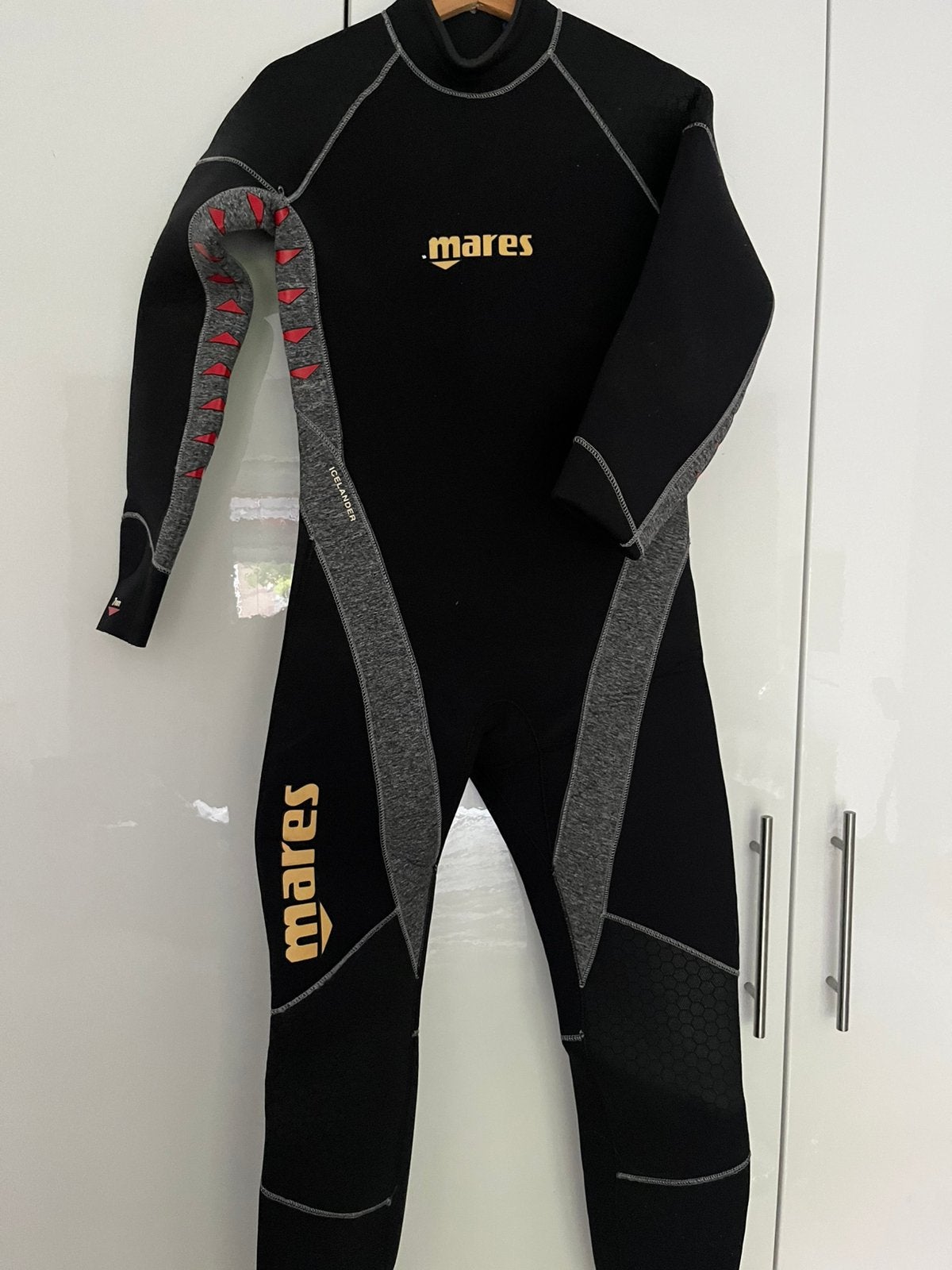 Mares Icelander 7mm duikpak, maat 4 (ML), Watersport en Boten, Ophalen of Verzenden, Zo goed als nieuw, Dame, Wetsuit