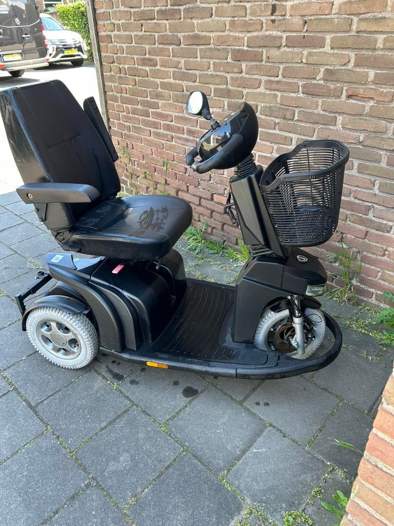 Sterling Elite² scootmobiel van Sunrise Medical zwart., Diversen, Ophalen of Verzenden, Zo goed als nieuw