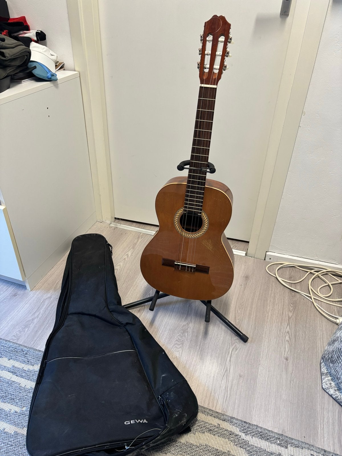 Juan Salvador 2C Cadet Klassieke Gitaar met hoes standaard, Ophalen, Gebruikt, Klassieke of Spaanse gitaar, Met koffer