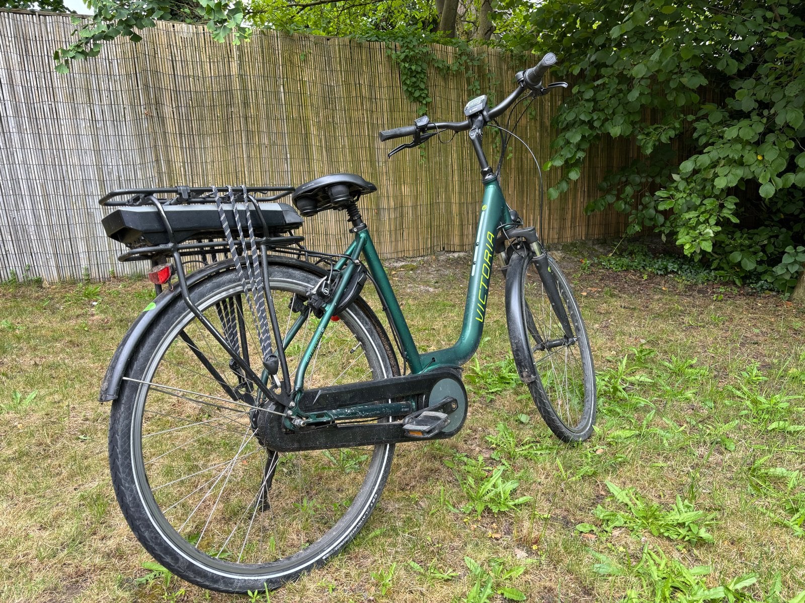Elektrische Victoria fiets - Scheur in zadel, voorband lek, Ophalen of Verzenden, Gebruikt, Overige merken