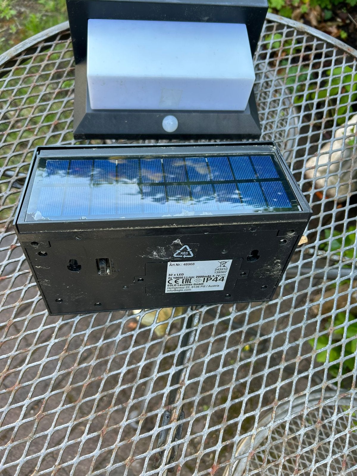 11x Solar LED Buitenlampen met Bewegingssensor - Eglo, Ophalen, Zonne-energie, Gebruikt, Wandlamp