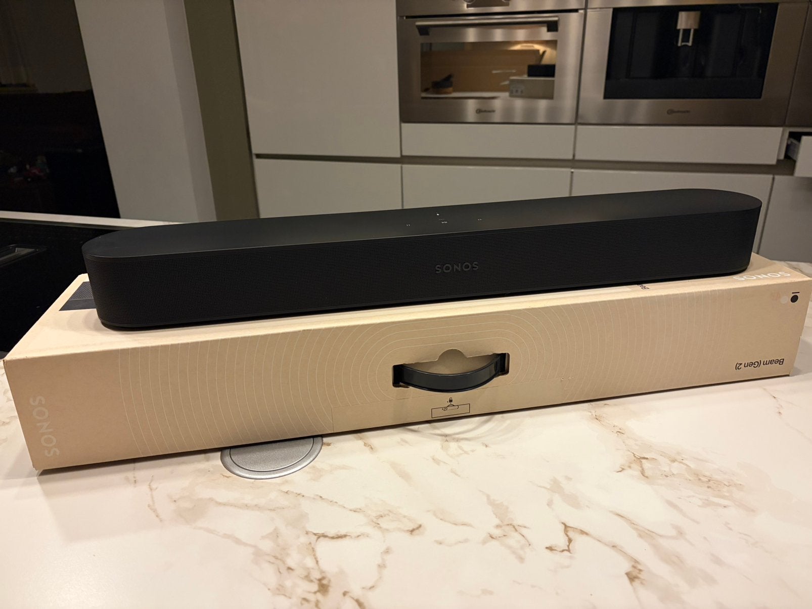 Sonos Beam gen2 & officiele wall mount | beide in nieuwstaat, Ophalen, Zo goed als nieuw