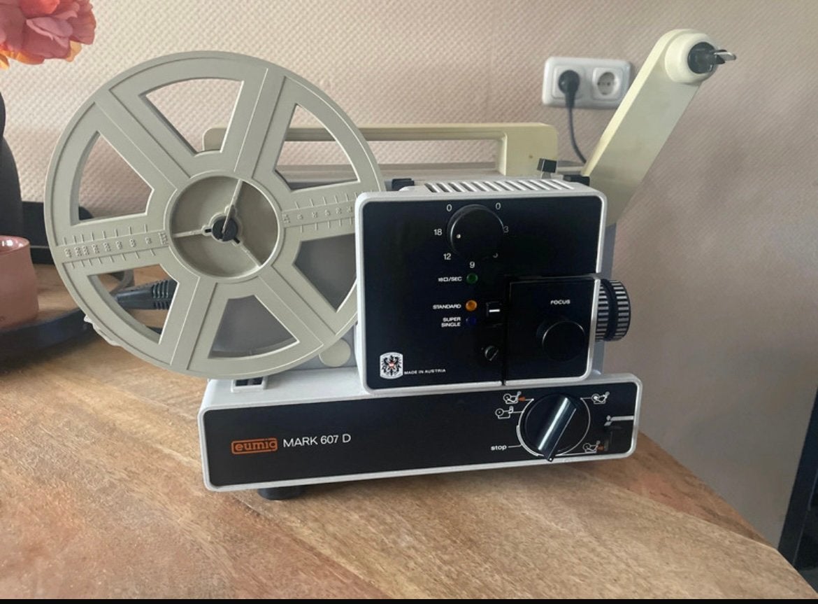 Eumig Mark 607 D Super 8-filmprojector, Verzamelen, Ophalen of Verzenden, 1960 tot 1980, Projector
