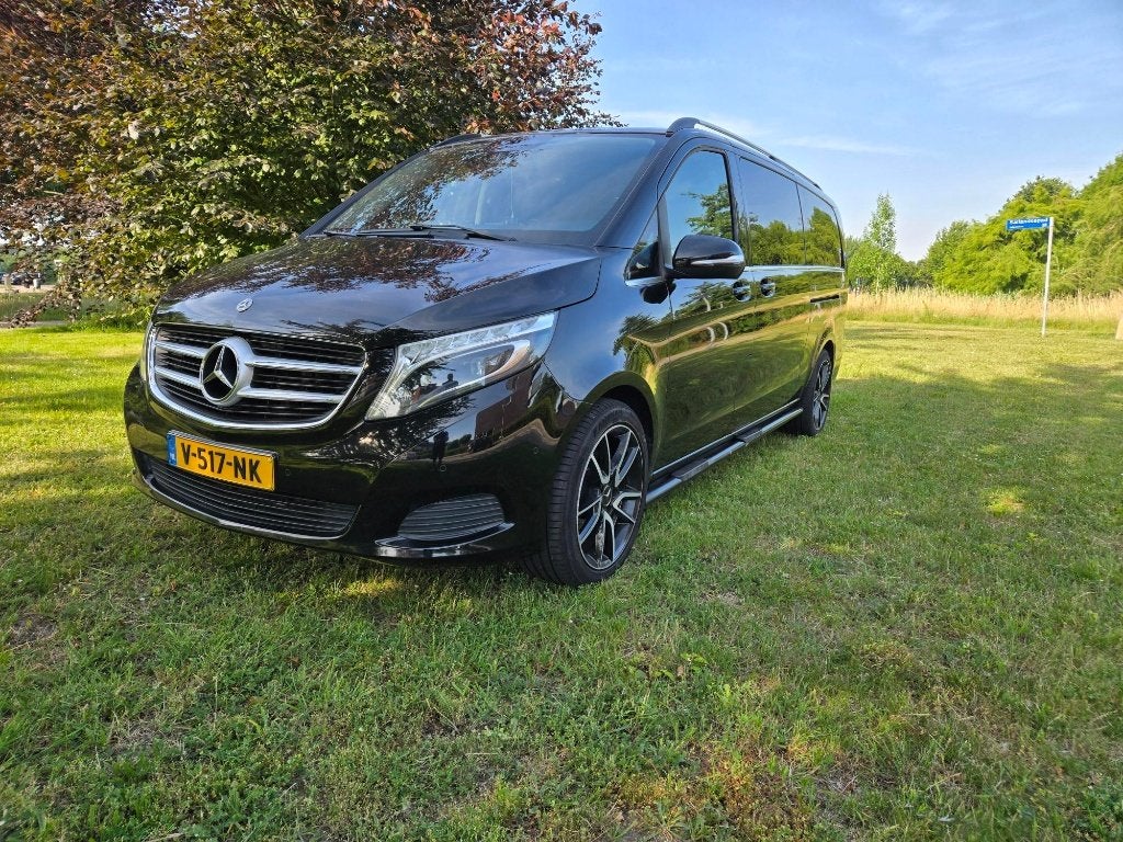 Mercedes Benz V-klasse 250d Extra Lang Avantgarde Edition, Automaat, Achterwielaandrijving, Zwart, Leder