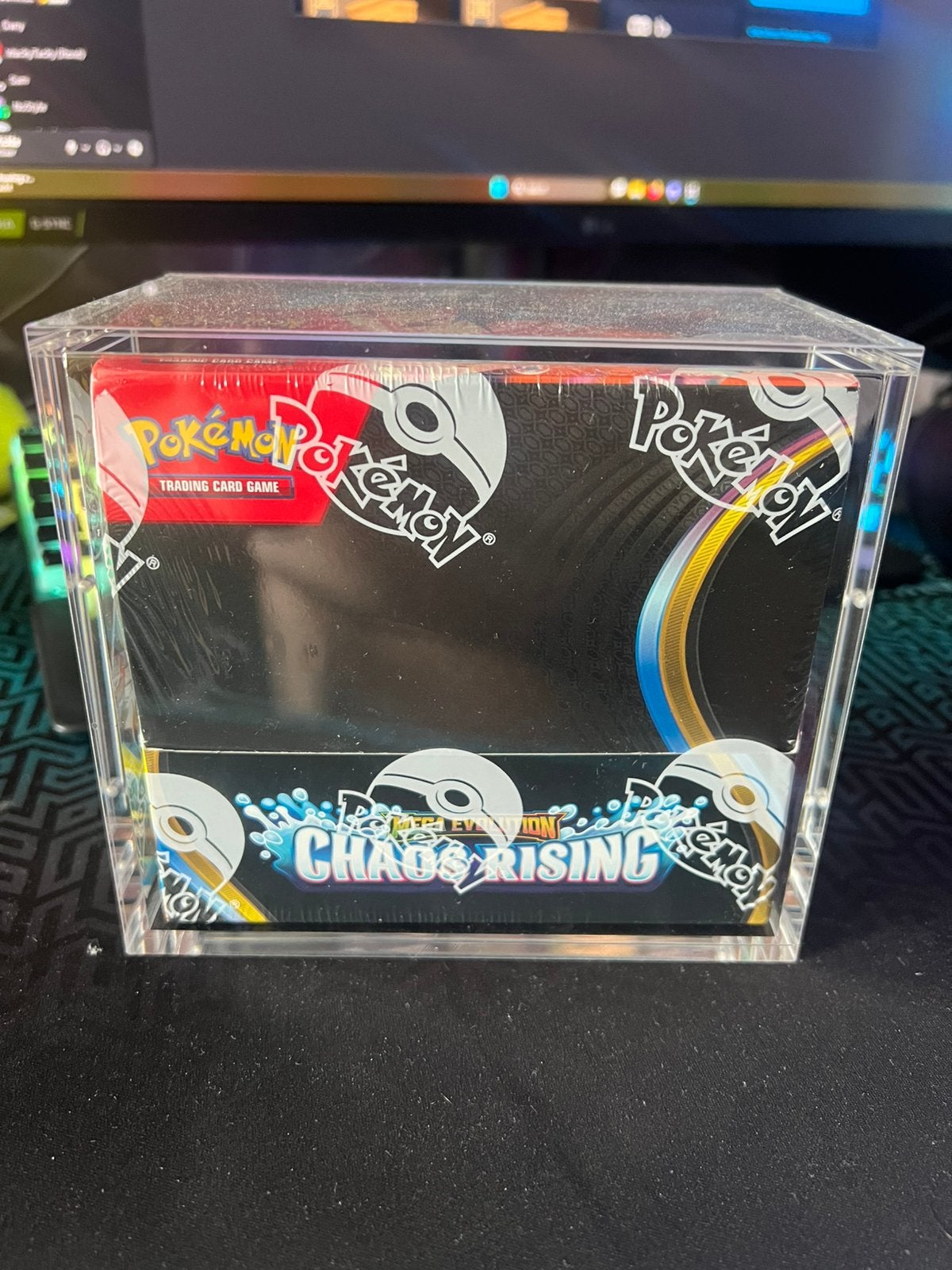 Pokemon chaos rising booster box (zonder acryl), Ophalen of Verzenden, Nieuw, Boosterbox