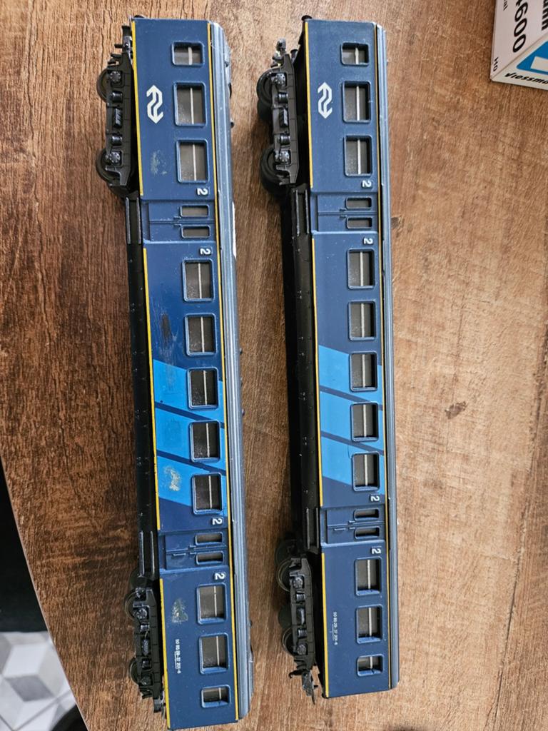 2 x lima ns wagon., Gebruikt, Gelijkstroom, Wagon, Ophalen of Verzenden