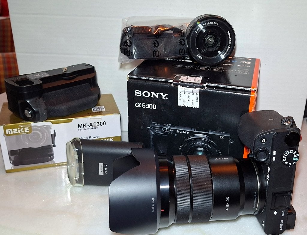Sony a 6300 met diverse lenzen, Geheugenkaart, Ophalen of Verzenden, Zo goed als nieuw, 24 megapixels