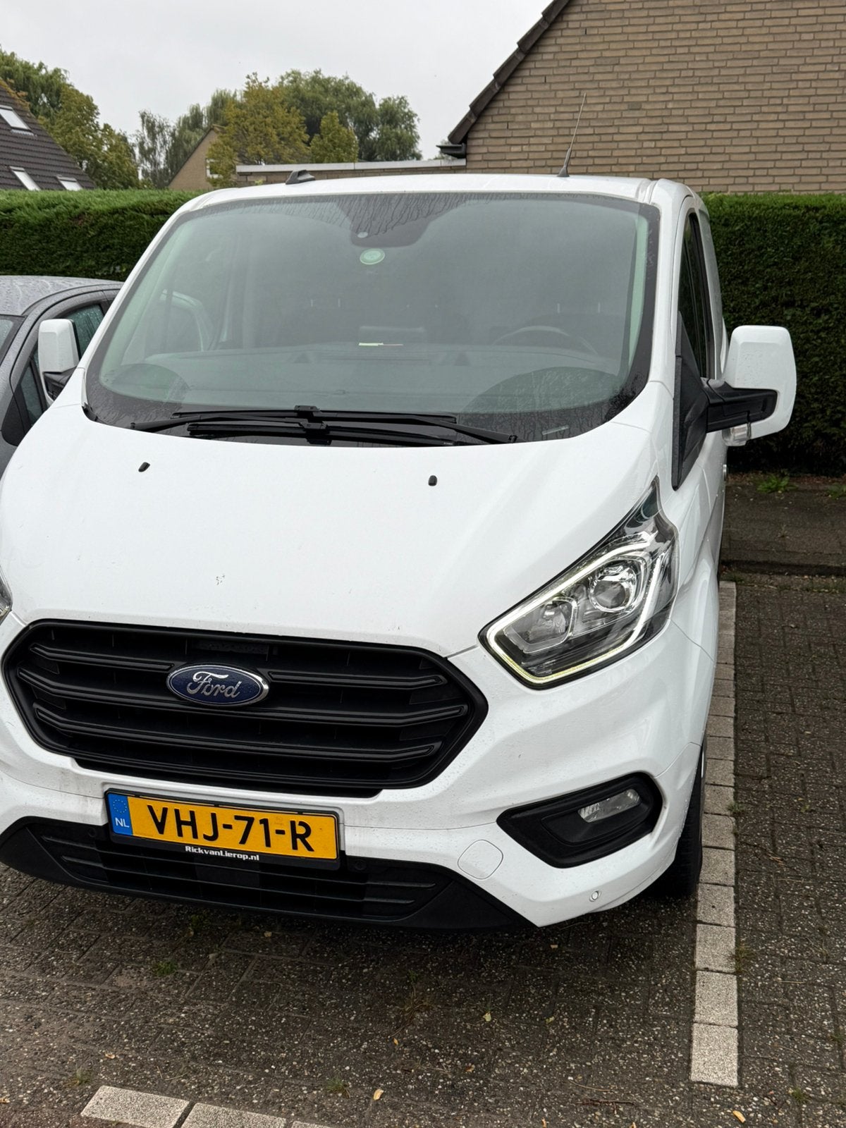 Ford Transit Custom GB 2.0 Tdci 130PK 300 L2h1 2020 Wit, Auto's, Voorwielaandrijving, 1995 cc, Zwart, 4 cilinders