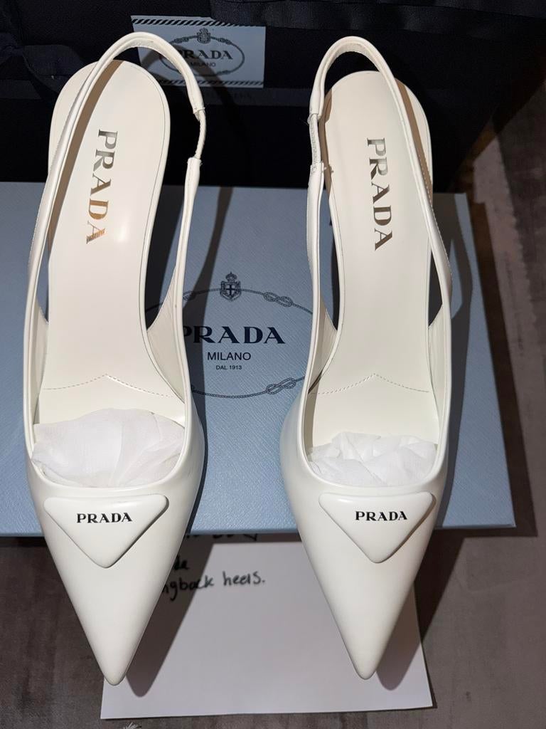 Prada Saffiano Patent Leather Slingback Heels  maat 40,5, Ophalen of Verzenden, Zo goed als nieuw, Zwart