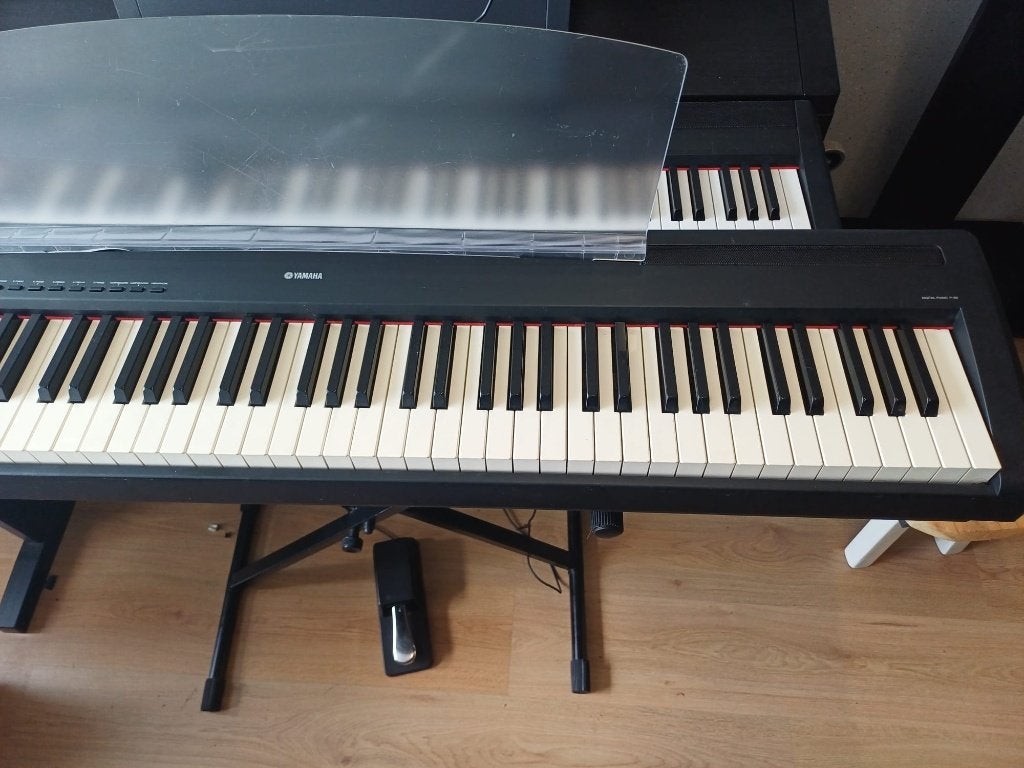 Yamaha P-85 - Digitale piano 88 toetsen, Muziek en Instrumenten, Piano's, Gebruikt, ., Zwart, Digitaal