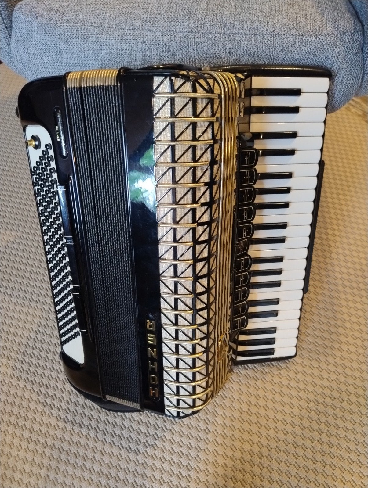 te koop Hohner Atlantic IV de Luxe accordeon, Ophalen, Gebruikt, Met koffer, Toetsaccordeon