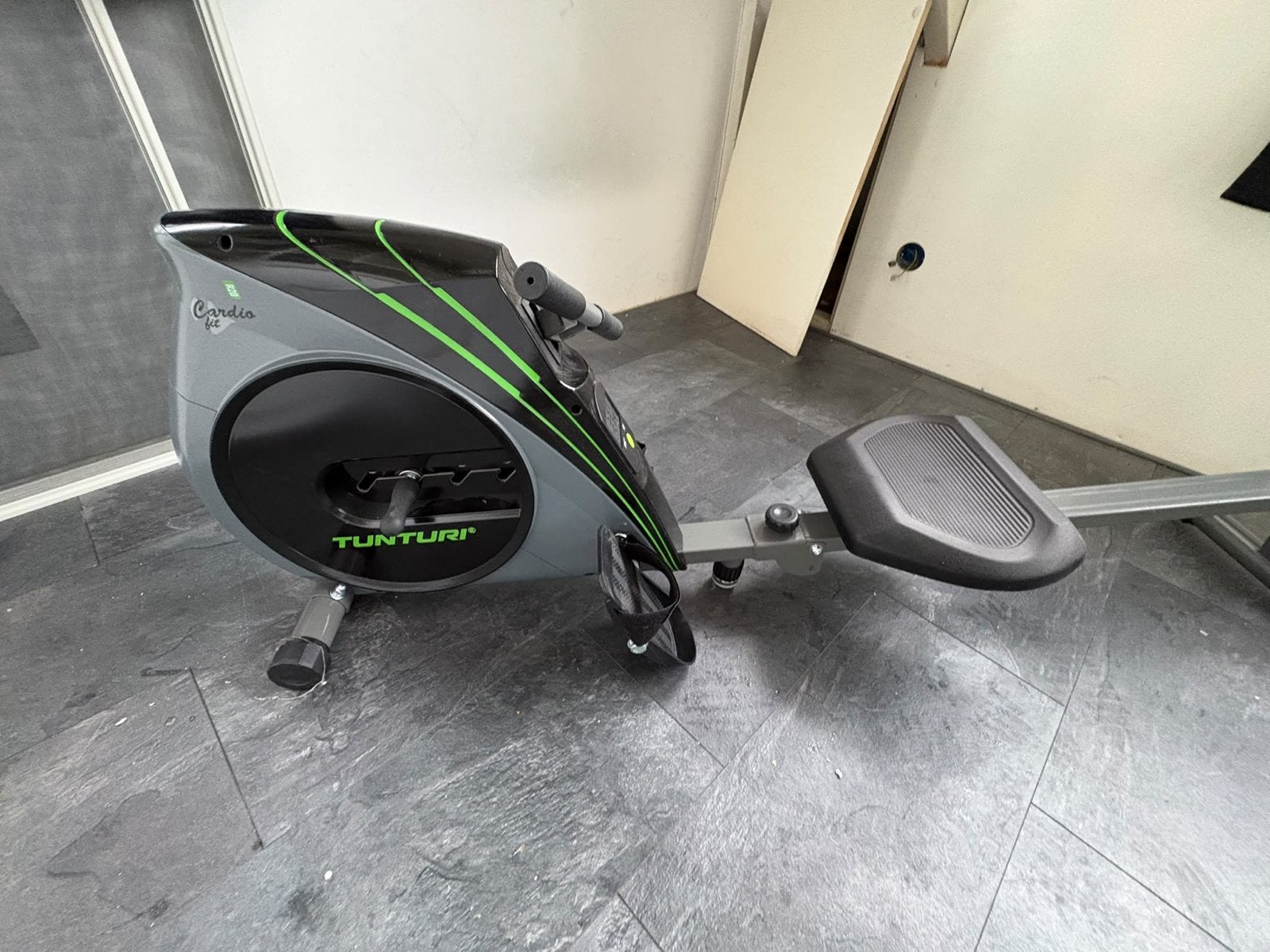 Tunturi Cardio Fit R20 Roeitrainer - Zo goed als nieuw, Ophalen, Armen, Zo goed als nieuw, Metaal