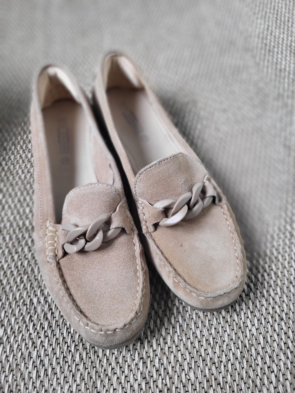 Beige Suede Instappers Maat 39, Kleding | Dames, Fifth Avenue, Nieuw, Ophalen of Verzenden, Instappers